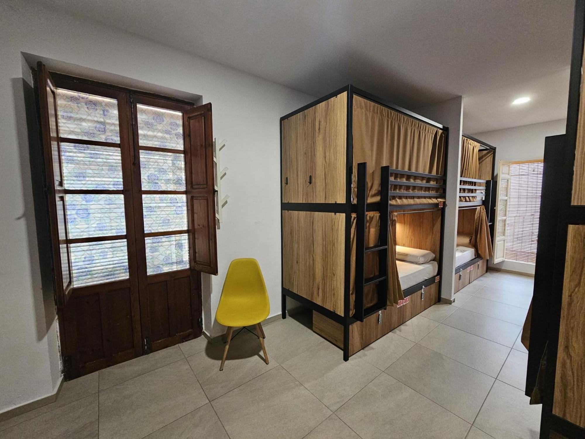 Hostel Welcome Benidorm Luaran gambar